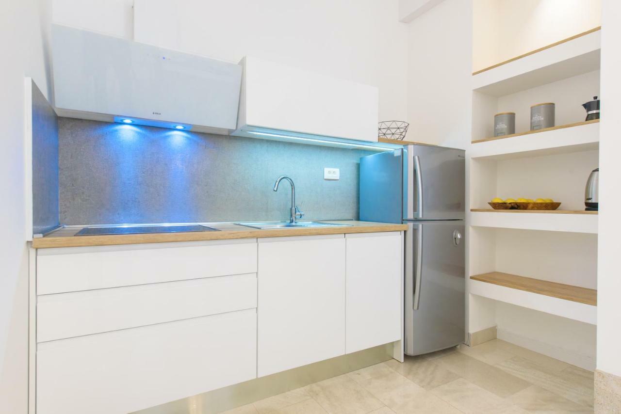 Deluxe Beach Apartments Renata Split Exterior photo